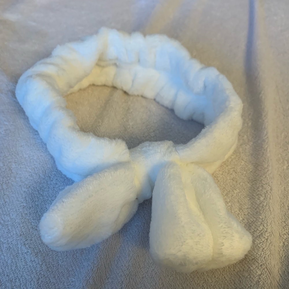 Skincare/makeup headband